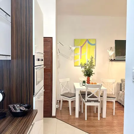Art Loft Jezyce Stylish For 4 People * 波兹南