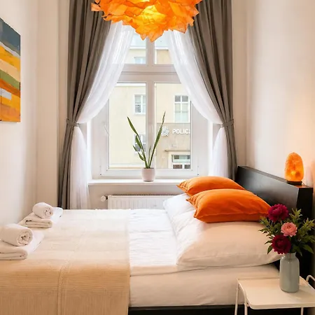 Art Loft Jezyce Stylish For 4 People 公寓 *